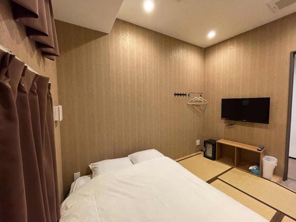 Dot Hostel Hangout Ōsaka Extérieur photo